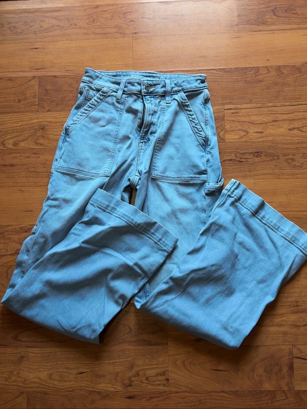 American Eagle Outfitters Light Blue Jeans Sz 2